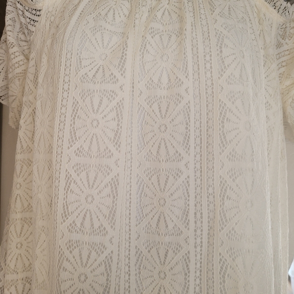 Flowing Top - Picture 2 of 2